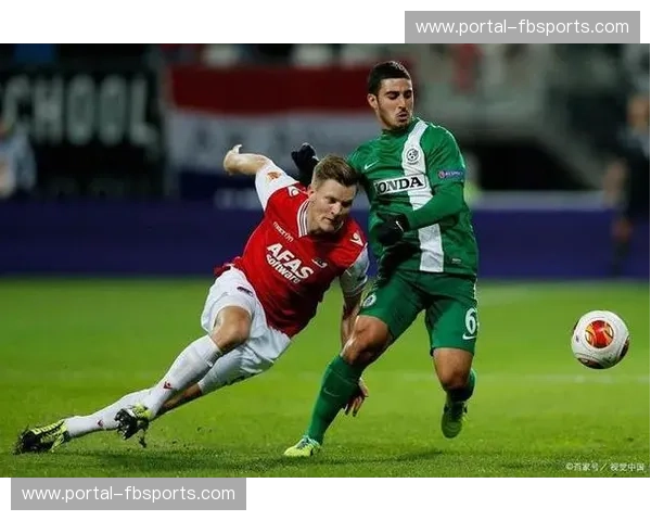 卡拉巴赫防守体系构建不完整 球员位置职责分配存在模糊地带